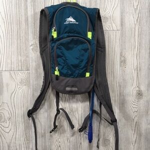 High Sierra HydraHike 2L Hydration Backpack Water Bladder Bag